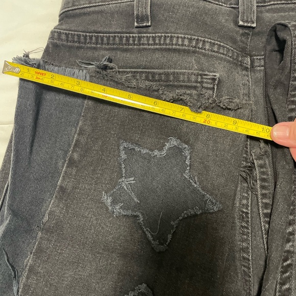 Carhartt Black Distressed Relaxed Fit Customized Jeans - Picture 5 of 5